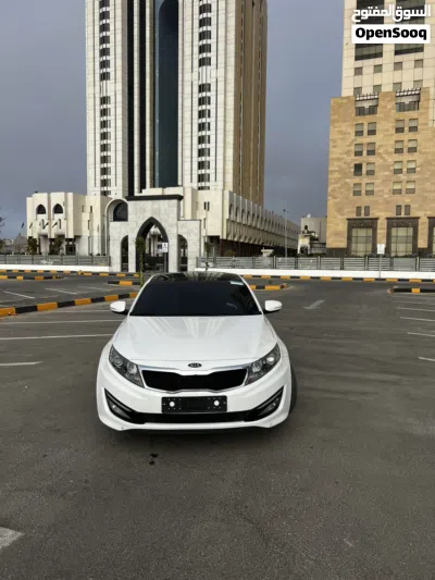 Kia K5 EX 2