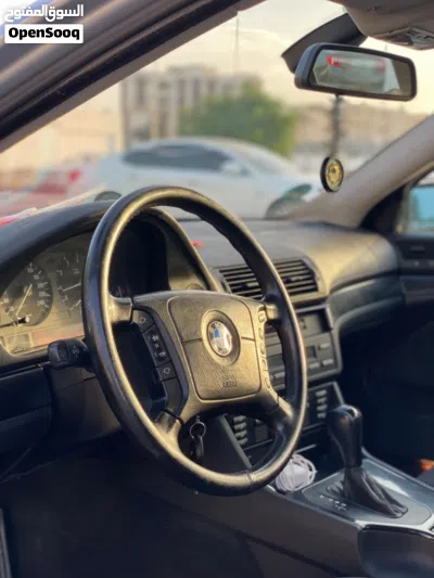 بي ام دبليو الفئة 5 525 3