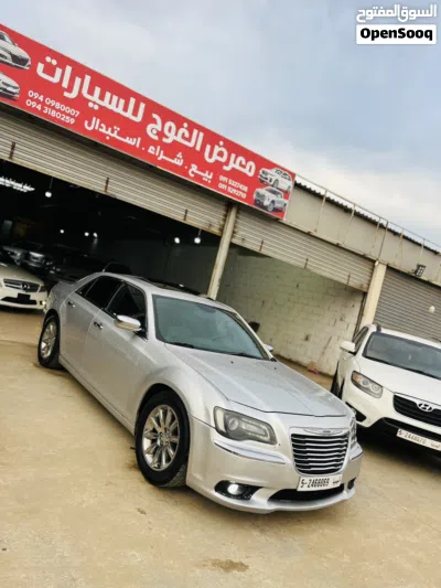كرايسلر 300 Touring 4