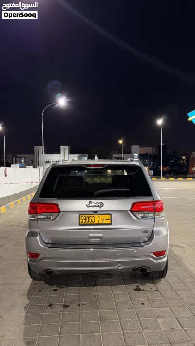 Jeep Grand Cherokee SRT 8 4