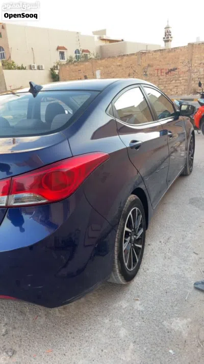 هيونداي النترا SE 4