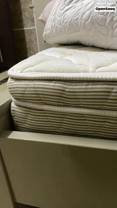 Comfortable double medical mattress 2