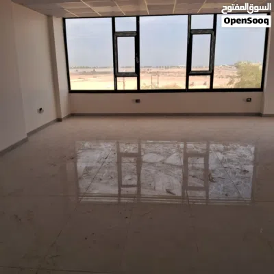 معارض للإيجار في غلا 4