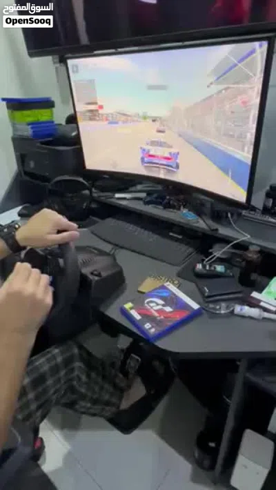 Logitech G29 Steering Wheel 4