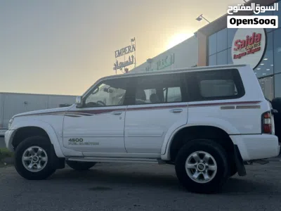 نيسان اخرى 4