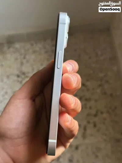 ايفون 14العادي 3