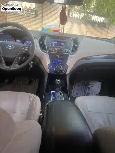Hyundai Santa Fe Standard 4
