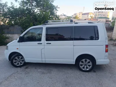 Volkswagen Caravelle 2