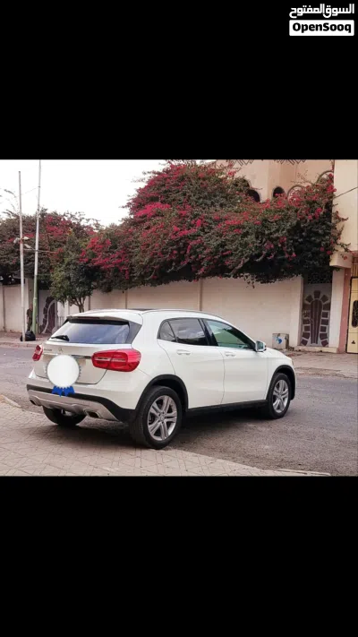 Mercedes Benz GLA-Class GLA 250 3