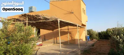 منزل وحديقة ريفي للبيع 4