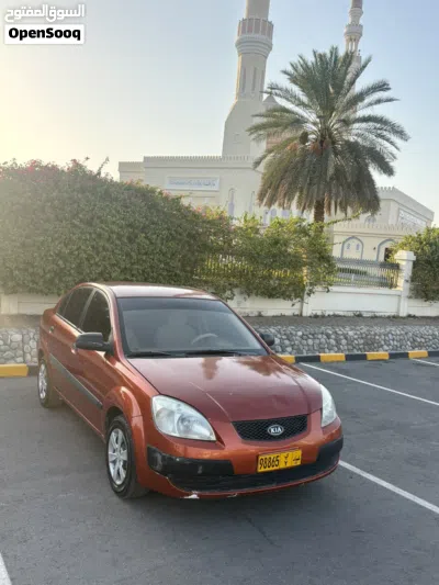 كيا ريو Standard 2