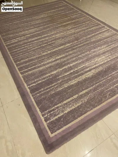 سجاد بحالة جيدة قياس 2x3 متر 4