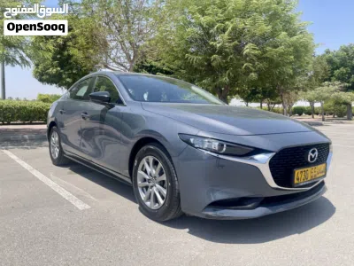 Mazda 3 Standard 2