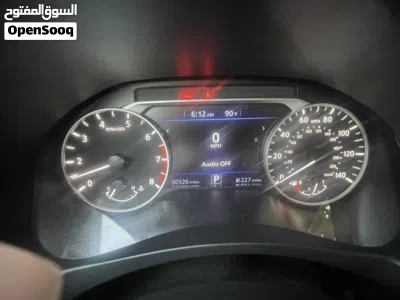 Nissan Altima S 4