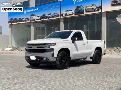 Chevrolet Silverado Standard 2