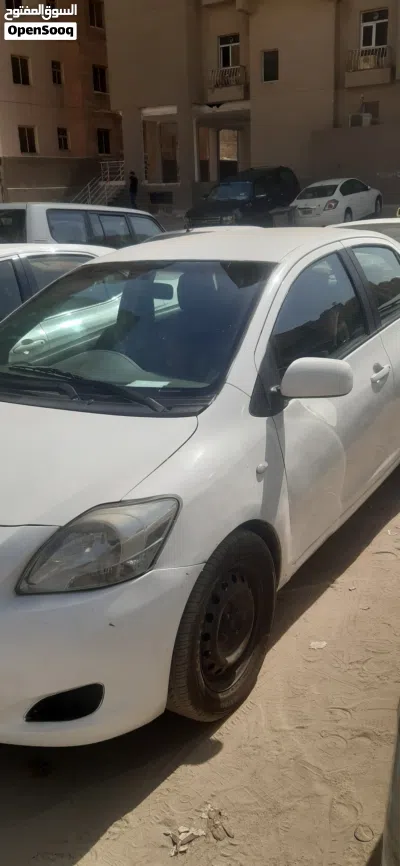 Toyota Yaris Basic 3