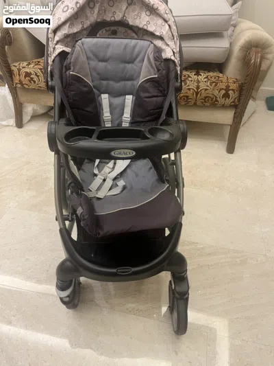 عرباية اطفال ماركة graco 3