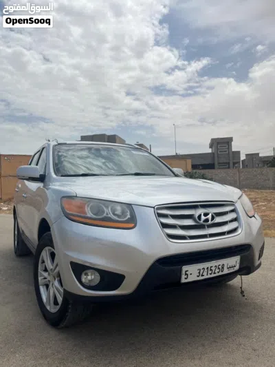 Hyundai Santa Fe Blue 2