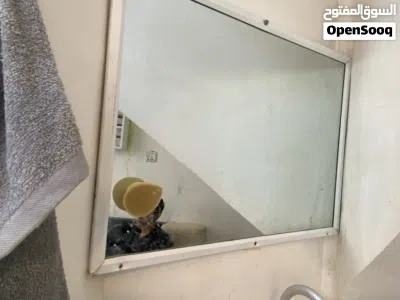 مغسله للبيع مرمر نضيفه مع مرايا كبيره السعر مناسب 2