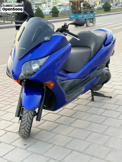 هۆندا Forza 2