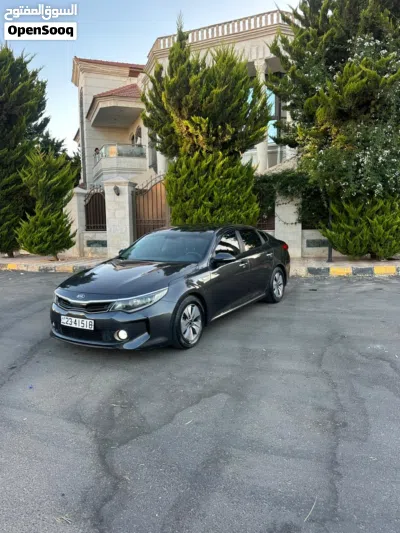 Kia K5 EX 4