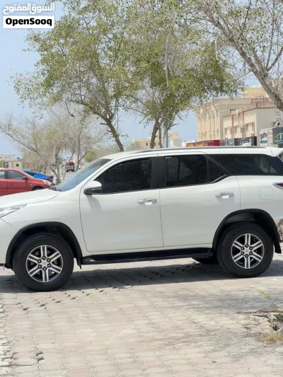 Toyota Fortuner GXR 4