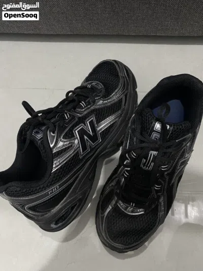 NEW BALANCE 740 Black sneakers 2