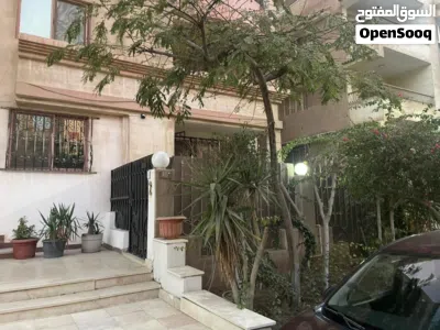 شقة للبيع في المقطم بجوار مسجد مستوره وقريبة من الكورنيش الجديد 3