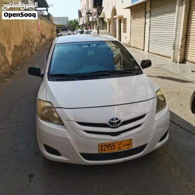 Toyota Yaris Basic 3