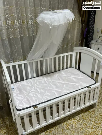 سرير مع دوشك 2
