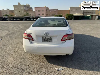 Toyota Camry GL 2