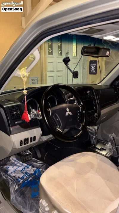 Mitsubishi Pajero GLX 3