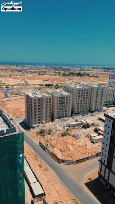 فرصة استثمارية وسكنية مميزة في أحد أفضل المواقع الحيوية بمسقط – مرتفعات المطار 2