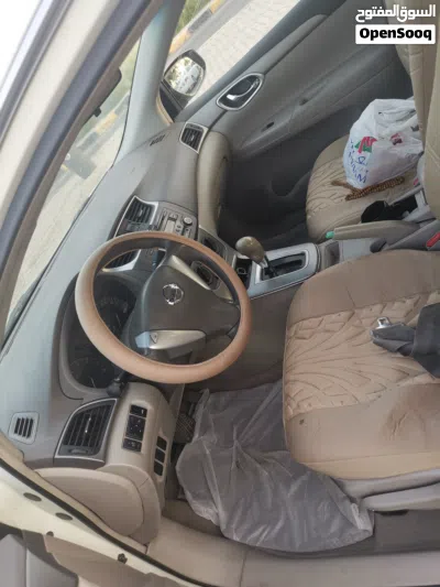 Nissan Sentra XE 3
