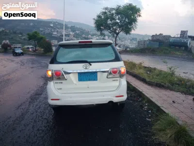 Toyota Fortuner GXR 2