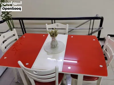 ميز طعام للبيع 2