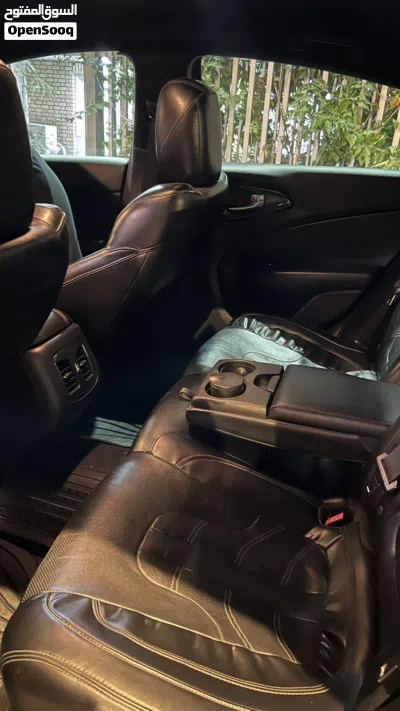 كرايسلر 200 200S 4