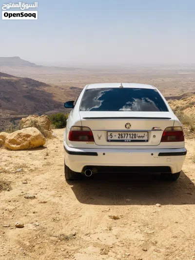 BMW 5 Series 525 2