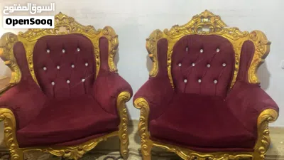 طقم كنب بحالة الوكالة ولا نقره 2