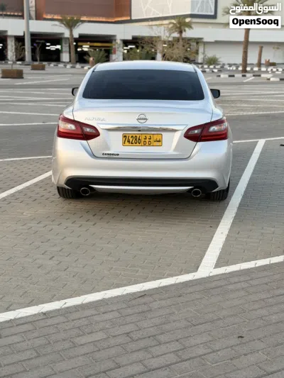 Nissan Altima S 2