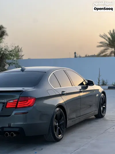 بي ام دبليو الفئة 5 528 4