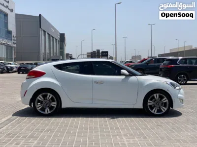 Hyundai Veloster Standard 4