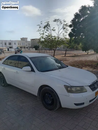 Hyundai Sonata SE 2