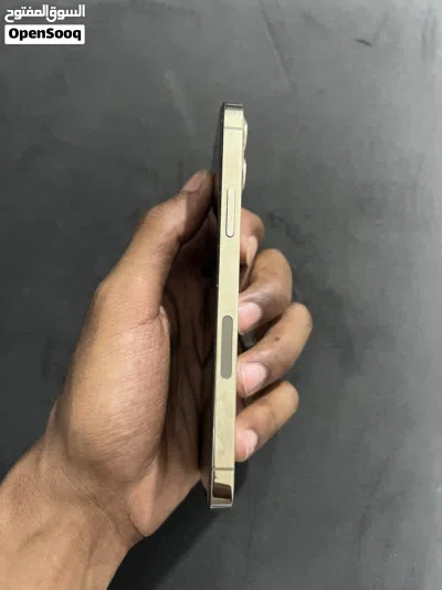 آيفون 12 برو للبيع 3