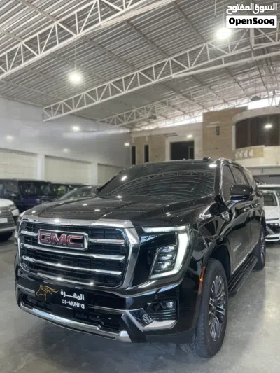 GMC Yukon Standard 2