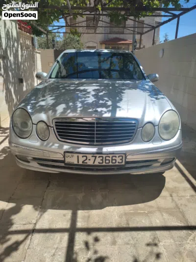 Mercedes Benz E-Class E 200 2