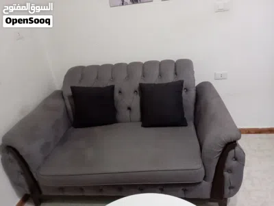 طقم كنب بحالة جيده جدا 3