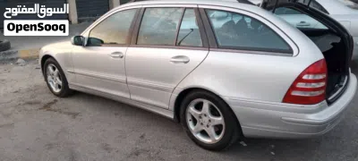مرسيدس بنز الفئة-C C 200 4