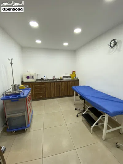 Clinic for Sale 4