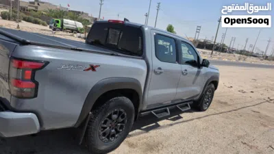 Nissan Navara DX 2